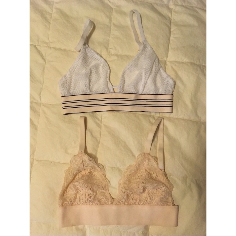 Lively wire-free clasp bras